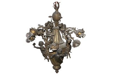Lot 101 - AN EARLY 20TH CENTURY GILT AND PATINATED METAL BELLE EPOCH CEILING LIGHT