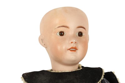 Lot 189 - DOLLS: THREE CONTINENTAL BISQUE HEAD DOLLS, PROBABLY GERMAN, EARLY 20TH CENTURY