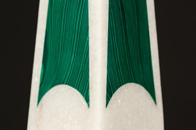 Lot 93 - A PAIR OF WHITE MARBLE AND MALACHITE OBELISKS