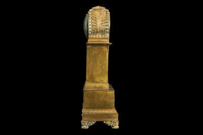 Lot 275 - AN EARLY 19TH CENTURY FRENCH EMPIRE PERIOD GILT BRONZE FIGURAL MANTEL CLOCK