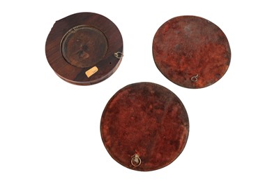 Lot 343 - A PAIR OF COPPER ELECTROTYPE CICULAR PLAQUES, LATE 19TH CENTURY