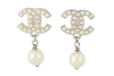 Lot 391 - Chanel CC Logo Pearl Drop Pierced Earrings