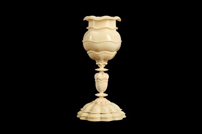 Lot 12 - A 17TH CENTURY GERMAN TURNED IVORY CUP
