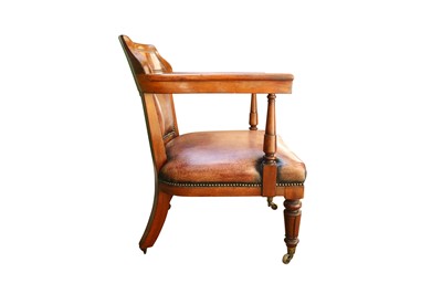 Lot 219 - ROYAL INTEREST: A 19TH CENTURY MAHOGANY LIBRARY CHAIR STAMPED WITH BUCKINGHAM PALACE INVENTORY NO.