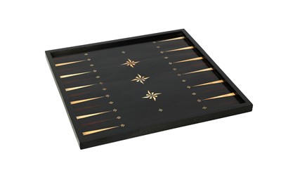 Lot 321 - λ A FINE EBONY AND IVORY-INLAID GAMING BOARD