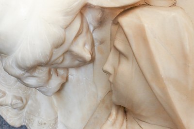 Lot 133 - A LATE 19TH CENTURY ITALIAN ALABASTER GROUP OF A PAINTER AND HIS MUSE