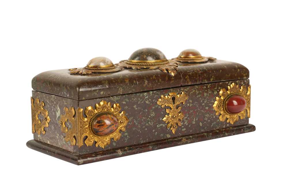 Lot 191 - A 19TH CENTURY ENGLISH SERPENTINE MARBLE, ORMOLU AND HARD STONE INLAID CASKET