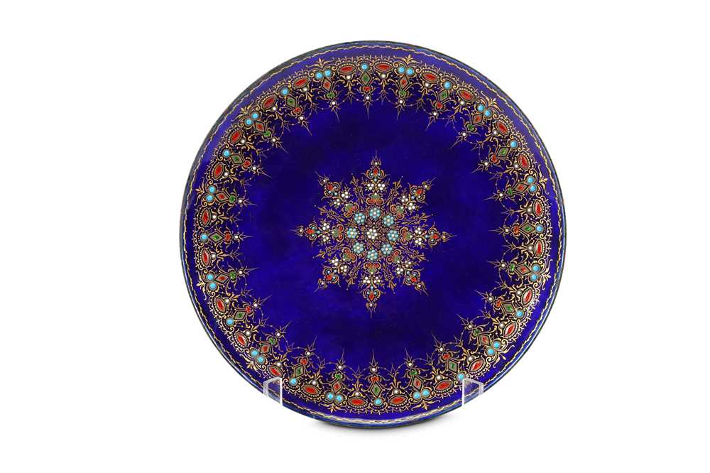 Lot 244 - A LATE 19TH CENTURY SEVRES STYLE ENAMELLED AND 'JEWELLED' PLATE