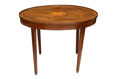 Lot 168 - AN EDWARDIAN MAHOGANY AND SATINWOOD SHERATON REVIVAL OVAL OCCASIONAL TABLE