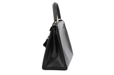 Lot 327 - Hermes Black Box Kelly Sellier 28