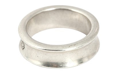 Lot 463 - Tiffany & Co. Silver Bevelled Ring