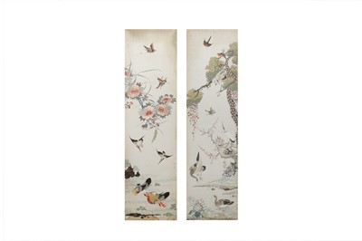 Lot 200 - A PAIR OF CHINESE EMBROIDERED SILK 'BIRDS AND FLOWERS' PANELS.