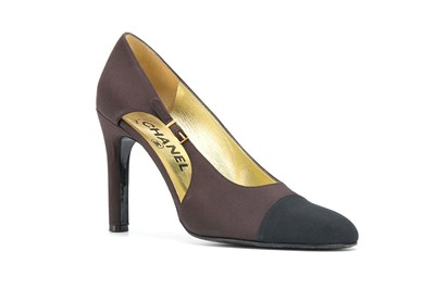 Lot 199 - Chanel Brown Two Tone Cut Out Heeled Pumps - Sze 39