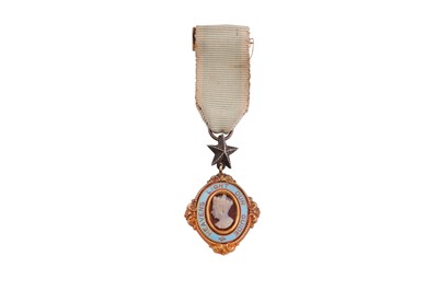 Lot 935 - A VICTORIAN ORDER OF THE STAR OF INDIA DRESS MEDAL