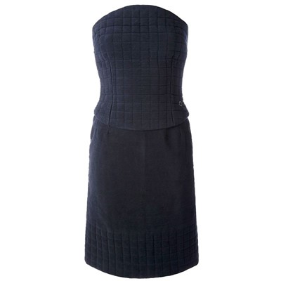 Lot 119 - Chanel Navy Blue Moleskin Quilted Skirt and Top - Size 36