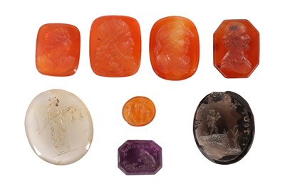 Lot 502 - A SELECTION OF CARVED INTAGLIO SEALS