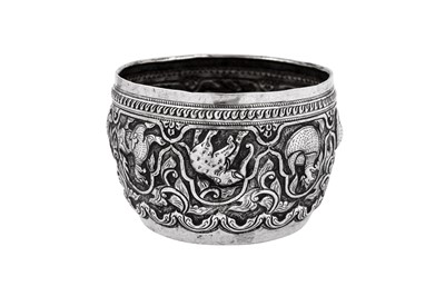 Lot 102 - An early 20th century Siamese (Thai) unmarked silver bowl, Northern Thailand possibly Chiang Mai circa 1920