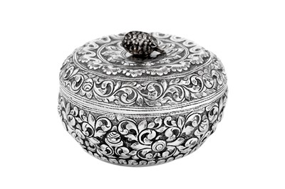 Lot 204 - An early 20th century Cambodian unmarked silver covered bowl or box, circa 1930