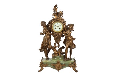 Lot 126 - AN ART NOUVEAU STYLE GILT METAL AND ONYX FIGURAL MANTEL CLOCK, LATE 19TH/EARLY 20TH CENTURY