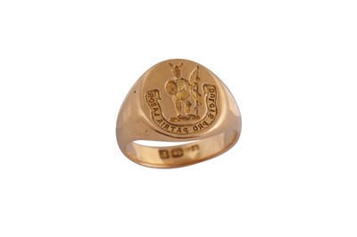 Lot 766 - A GOLD SIGNET RING, 1916-17