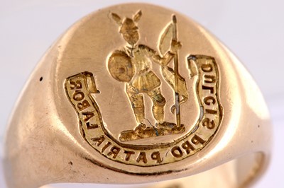 Lot 766 - A GOLD SIGNET RING, 1916-17