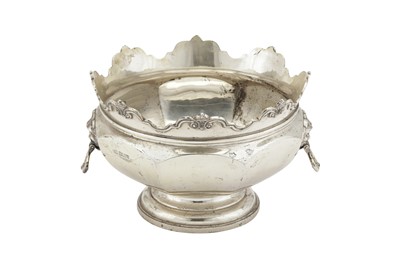 Lot 381 - An Edwardian sterling silver twin handled bowl, Sheffield 1908 by Harrison Brothers & Howson