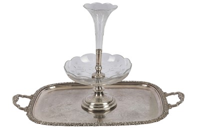 Lot 881 - A SILVER PLATED AND GLASS EPERGNE, EARLY 20TH CENTURY