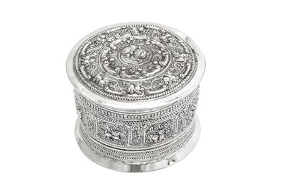 Lot 189 - An early 20th century Burmese unmarked silver betel box, Shan States circa 1900