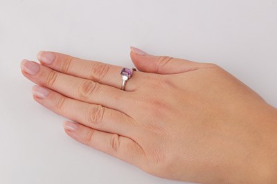 Lot 12 - A pink sapphire and diamond ring