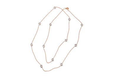 Lot 16 - A bi-coloured diamond-set necklace