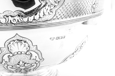 Lot 569 - A George V sterling silver punch bowl, Sheffield 1913 by Garrard and Co
