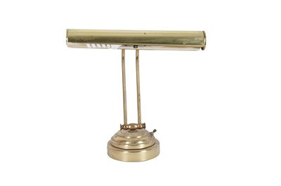 Lot 498 - AN UNDERWRITERS LABORATORIES BRASS DESK LAMP, 20TH CENTURY