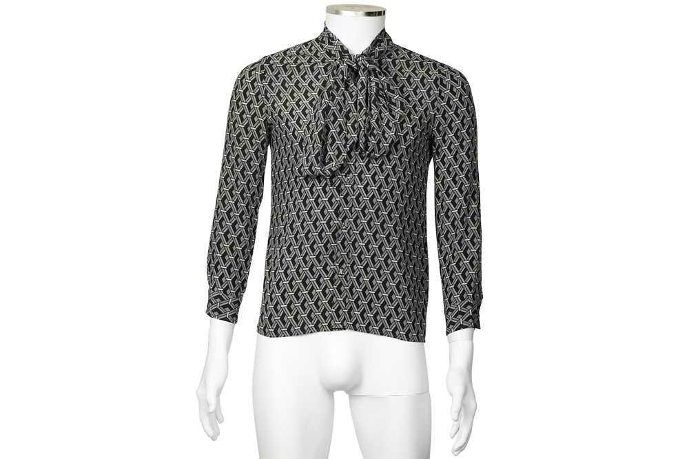 Lot 93 - Gucci Green Geometric Print Silk Shirt - Size 44