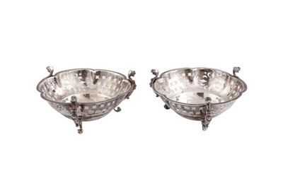 Lot 887 - A PAIR OF EDWARDIAN STERLING SILVER NUT DISHES, LONDON 1904 BY MAPPIN AND WEBB