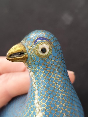 Lot 78 - A CHINESE CLOISONNÉ ENAMEL 'QUAIL' INCENSE BURNER' AND COVER.