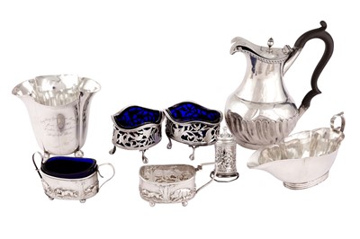 Lot 889 - A MIXED GROUP OF STERLING SILVER ITEMS