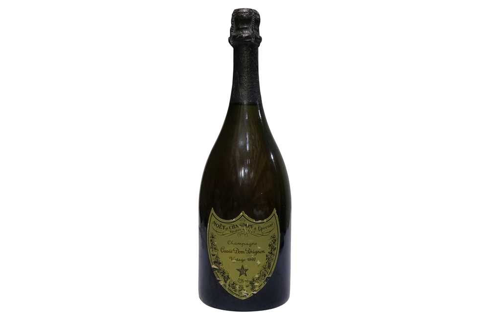 Lot 405 - 1992 Dom Perignon Brut Champagne