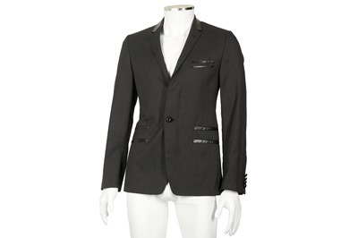 Lot 228 - Dolce & Gabbana Black Leather Detailed Blazer - Size 44