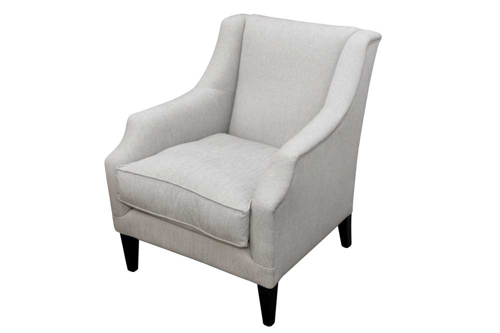 Lot 906 - A ROBERT LANGFORD CONTEMPORARY 'LOLA' ARMCHAIR