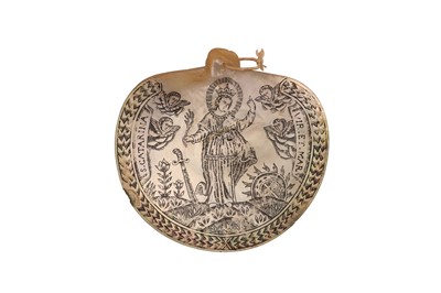 Lot 147 - A RARE 17TH / 18TH CENTURY SPANISH COLONIAL (PHILIPPINES) ENGRAVED BAPTISMAL SHELL