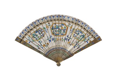 Lot 93 - A CHINESE SILVER FILIGREE AND ENAMEL FAN.