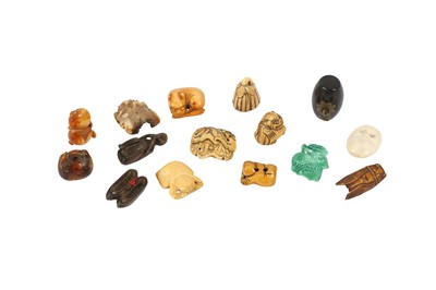 Lot 479 - λ A COLLECTION OF ASIAN TOGGLES.
