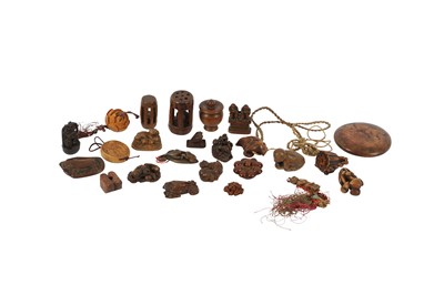 Lot 271 - A COLLECTION OF ASIAN WOOD TOGGLES.