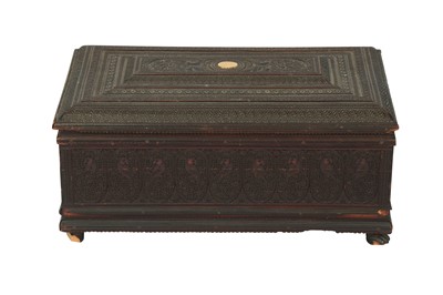 Lot 469 - λ AN ANGLO-INDIAN CARVED SANDALWOOD BOX