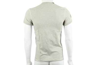 Lot 36 - Dolce & Gabbana Grey Applique T-Shirt - Size 44