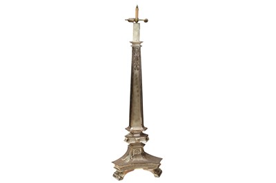Lot 1115 - A SILVER PLATED TORCHERE STANDARD LAMP, EARLY 20TH CENTURY