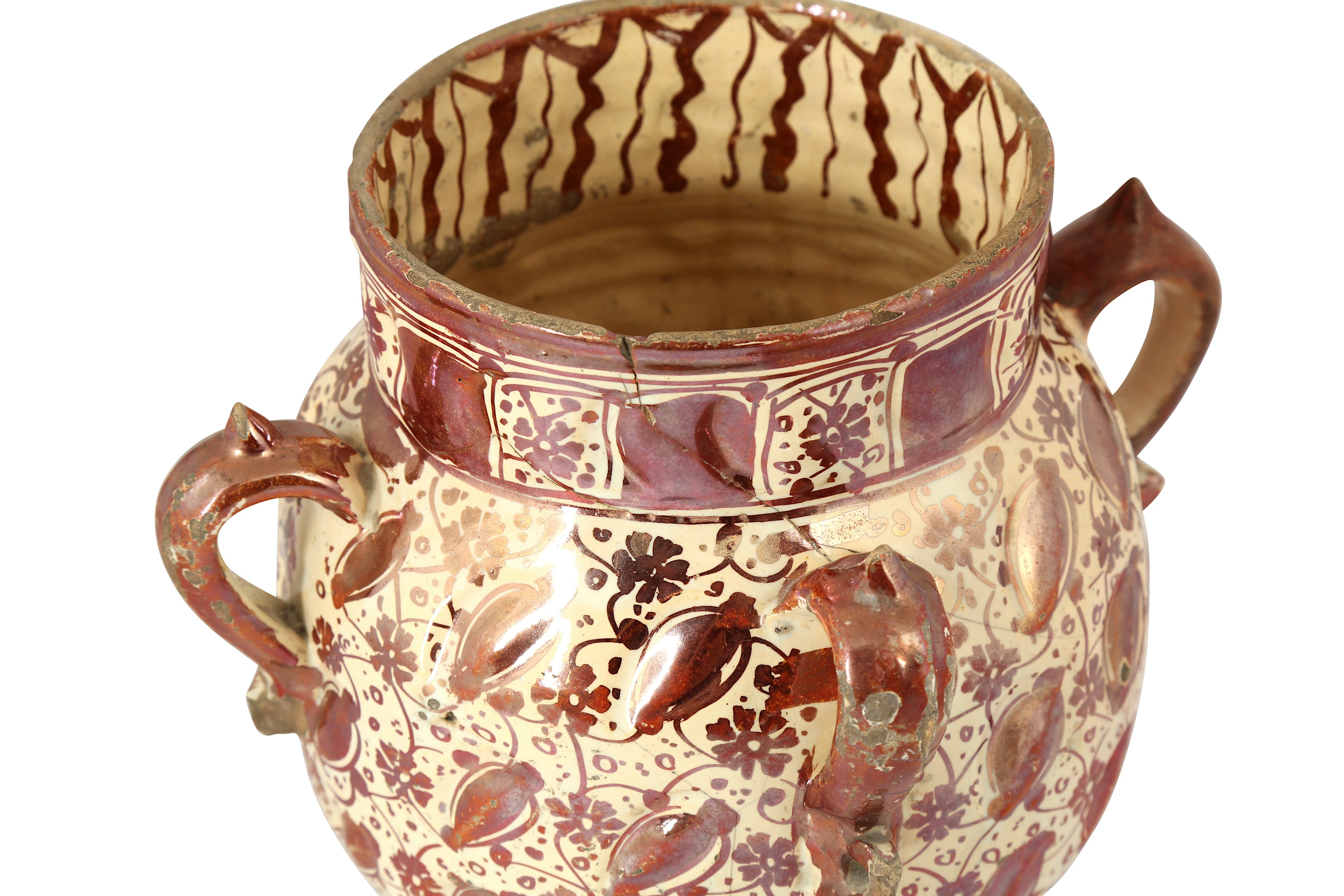 Lot 314 - AN HISPANO-MORESQUE RUBY COPPER LUSTRE