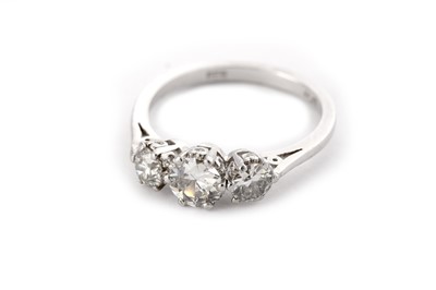 Lot 95 - A diamond three-stone ring