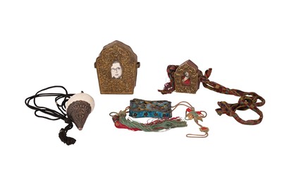 Lot 631 - A SMALL GROUP OF TIBETAN ITEMS.