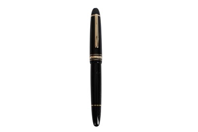 Lot 821 - A GERMAN MONTBLANC MEISTERSTUCK RIGHT HAND FOUNTAIN PEN, NUMBER 146